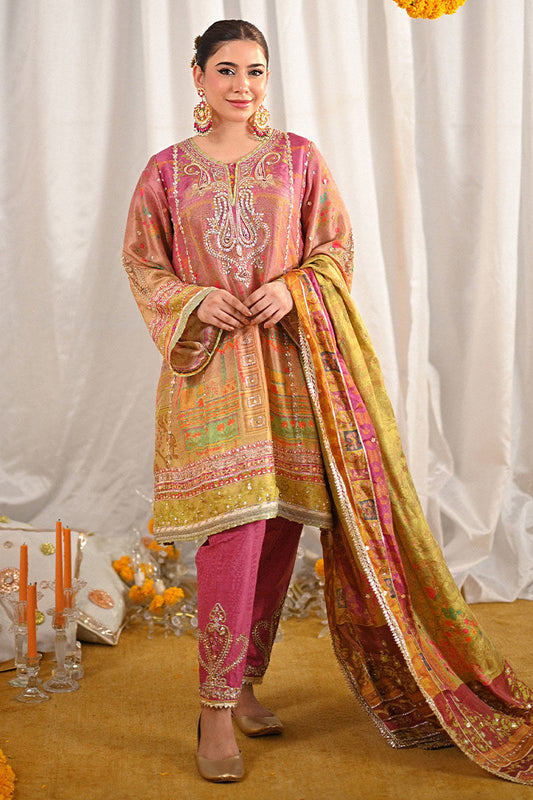 Momal – Ansab Jahangir Formals