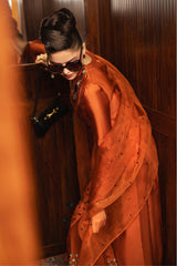Lady Garden – Zeeb and Zeeshan Luxury Pret