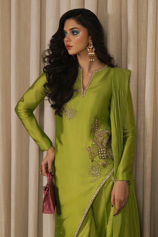 Pop Queen – Zeeb and Zeeshan Luxury Pret