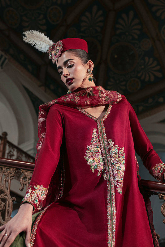 Scarlet Rose - Zainab Salman Formals