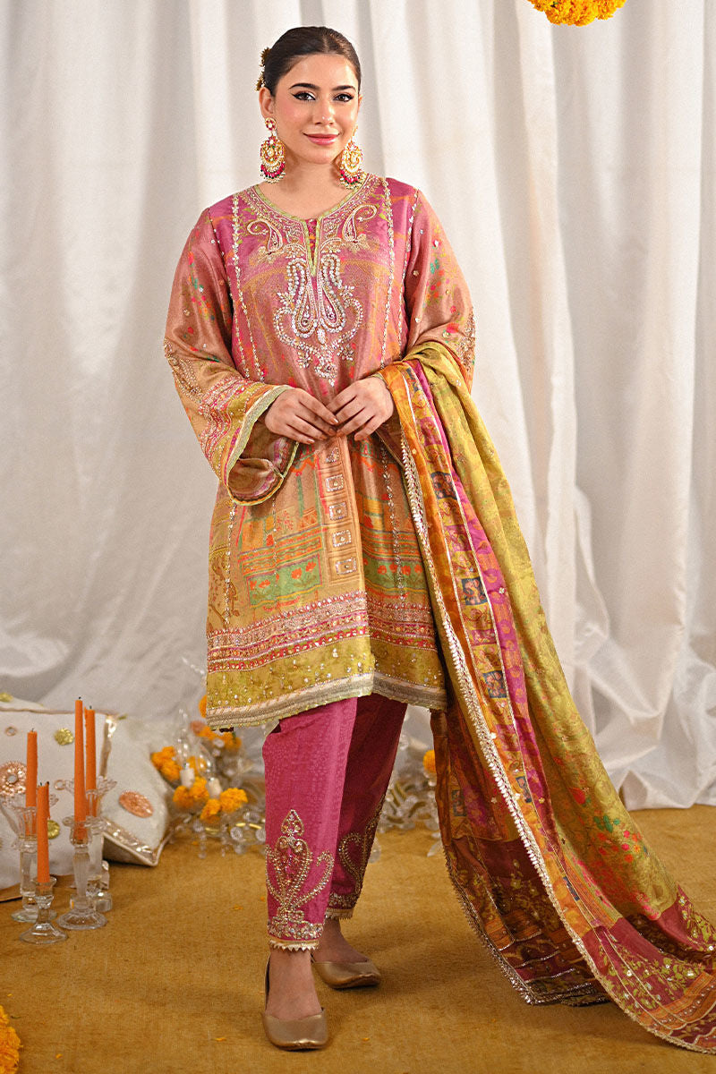 Momal – Ansab Jahangir Formals