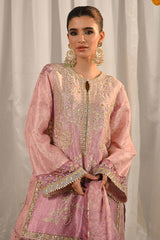 Momina – Ansab Jahangir Formals