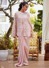 Cari Organza Cape and Pre-Drape Sari Skirt – Farah Talib Aziz Luxury Pret
