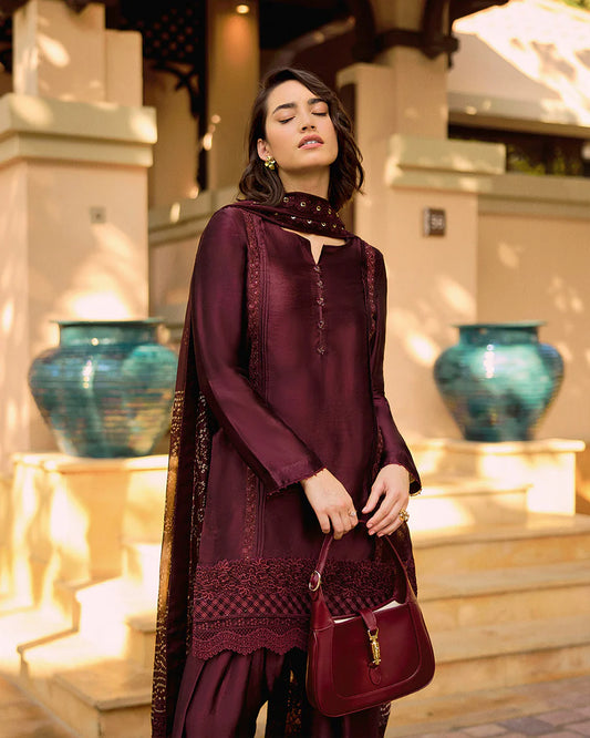 Triana Faiza Saqlain  Luxury Pret