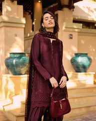Triana Faiza Saqlain  Luxury Pret