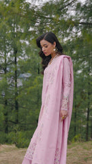 DC-02 Freja Qalamkar Formals